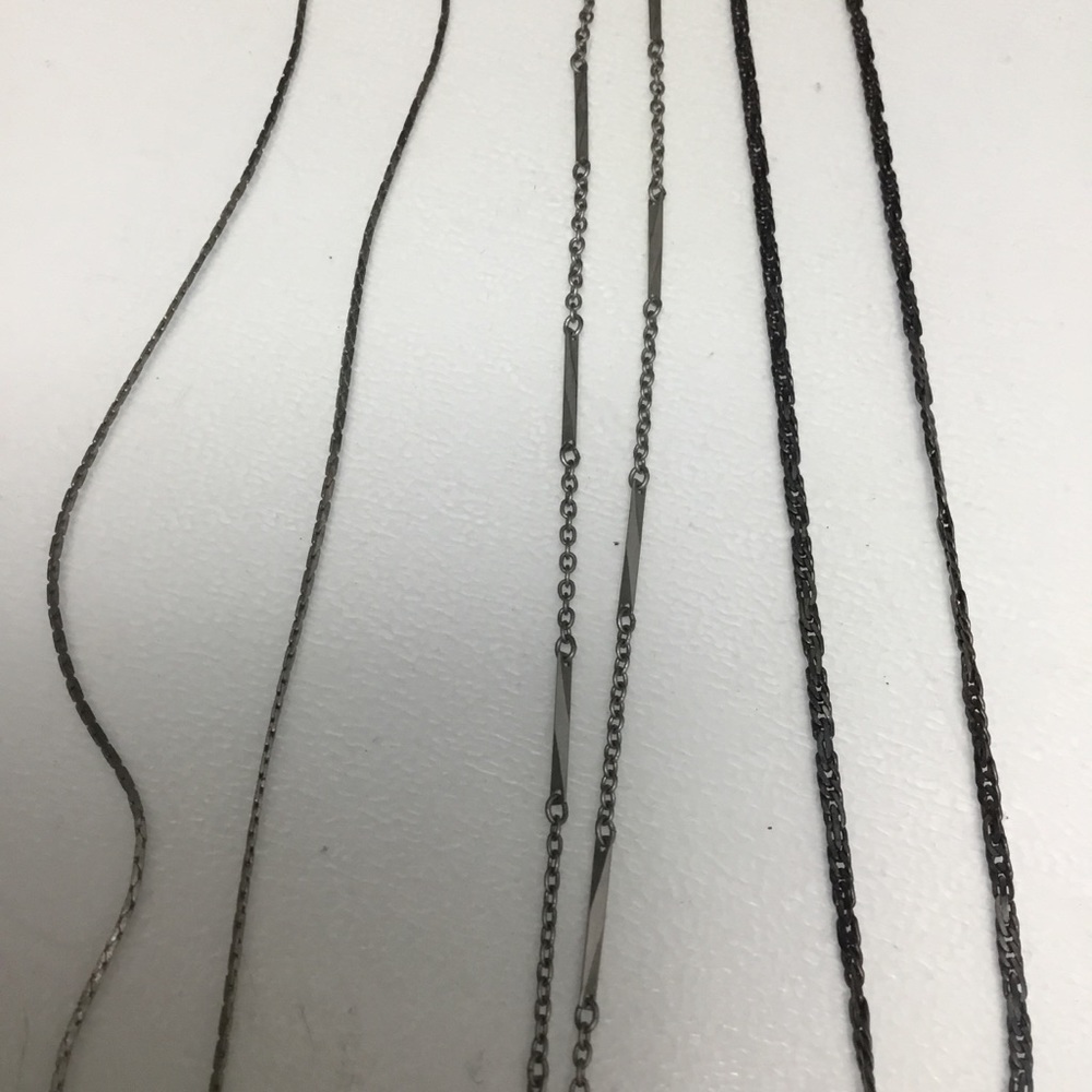 3 Necklaces bundle - Picture 7 of 7
